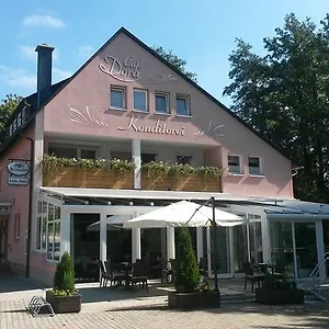 Pensjonat Konditorei Cafe Dora, Münchberg