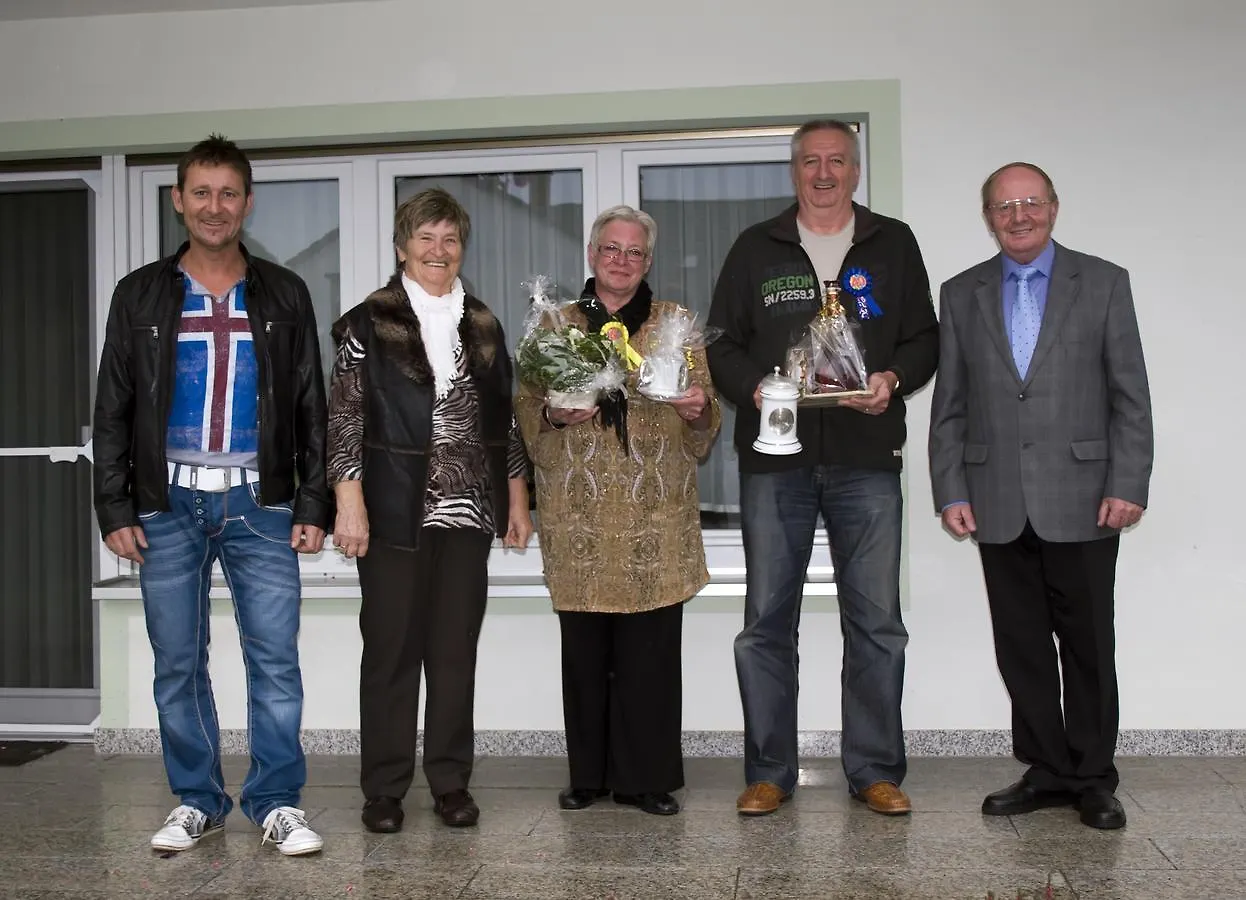 Gaestehaus Lehr Kinding 3*,