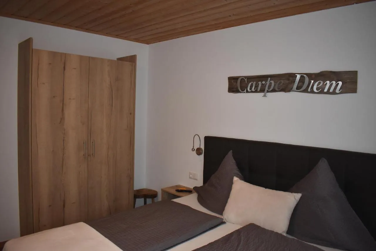 Gaestehaus Lehr Kinding 3*,