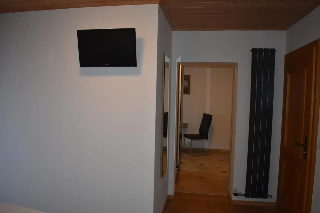 Gaestehaus Lehr Kinding 3*,